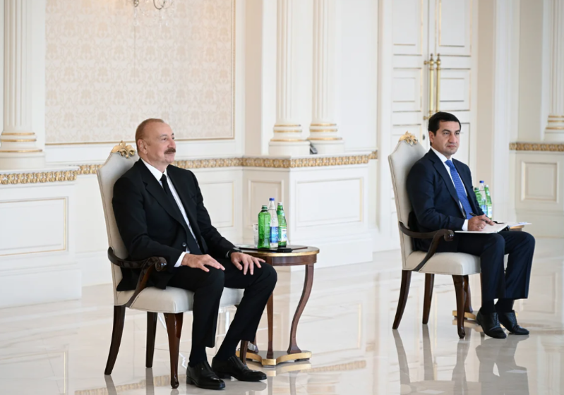 İlham Əliyev Braziliyanın ölkəmizə yeni təyin olunmuş səfirinin etimadnaməsini qəbul edib - FOTO