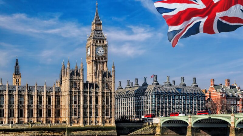 Böyük Britaniya Rusiyaya qarşı sanksiyalar paketini genişləndirir