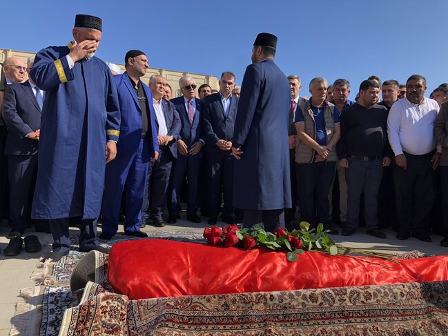 Qənirə Paşayevanın vida mərasimindən reportaj - FOTOLAR