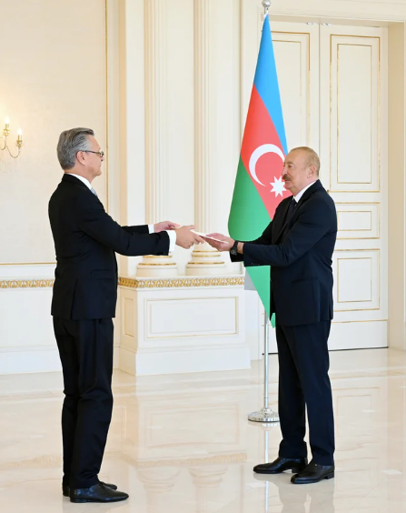 İlham Əliyev Almaniyanın Azərbaycana yeni təyin olunmuş səfirini qəbul edib - FOTO