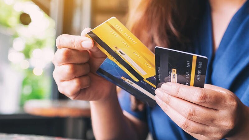 Kartdan-karta köçürmələrə nəzarət artır: Banklar pulun göndərilmə səbəbini niyə soruşur? - İQTİSADÇIDAN AÇIQLAMA