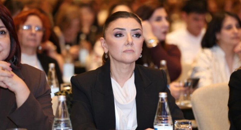 Mehriban İsayevaya doğum günü münasibətilə: Uşaq sağlamlığının keşiyində dayanan fədakar həkimə səmimi təbriklər