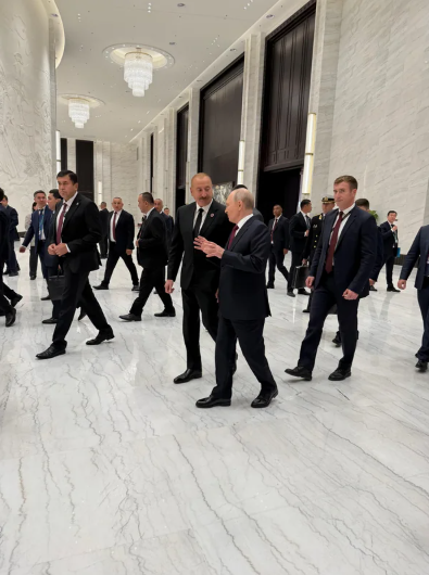 İlham Əliyev Bişkekdə Vladimir Putin ilə söhbət etdi - FOTO - VİDEO