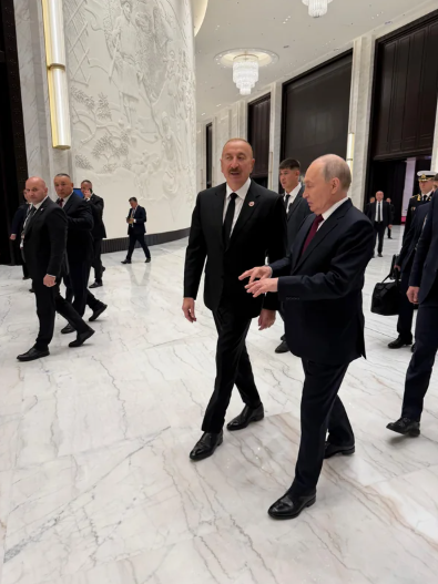 İlham Əliyev Bişkekdə Vladimir Putin ilə söhbət etdi - FOTO - VİDEO