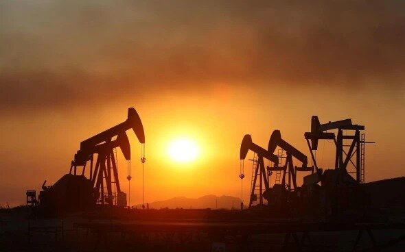 Brent markalı neftin qiyməti artaraq 107,44 dollar/barelə çatıb