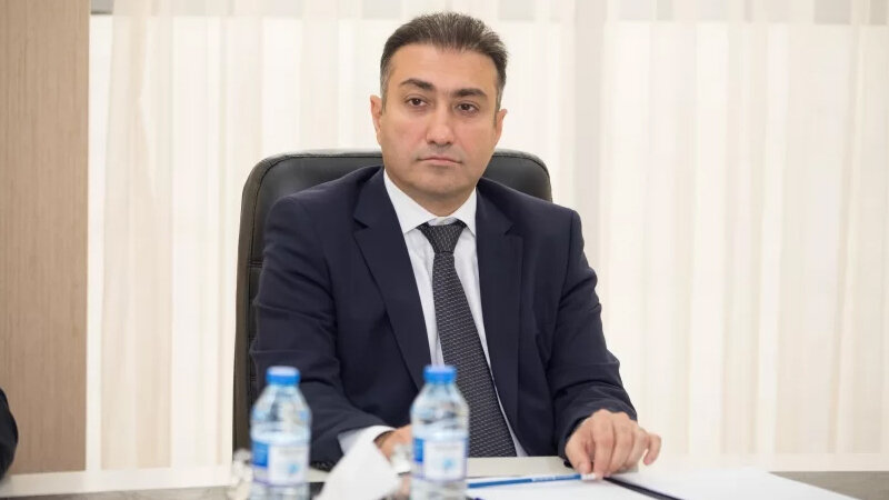 TƏBİB sədri Adil Rzayevi baş həkim təyin etdi