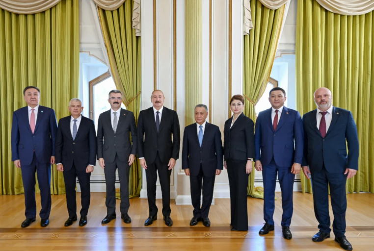 Prezident Ramil Usubovu və həmkarlarını qəbul edib - FOTO