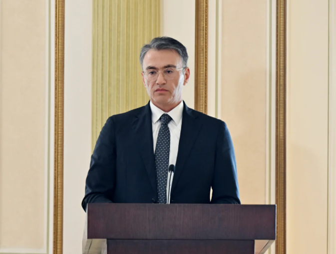 Prezident İlham Əliyev müşavirə keçirdi