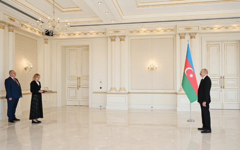 Prezident Estoniyanın ölkəmizə yeni təyin olunmuş səfirini qəbul edib - FOTO