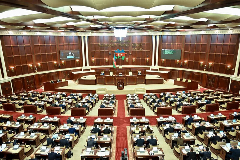 Milli Məclisin 2026-cı il Payız sessiyası üzrə ilk plenar iclası başlayıb