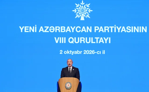 İlham Əliyev YAP-ın VIII Qurultayında çıxış edir - Foto
