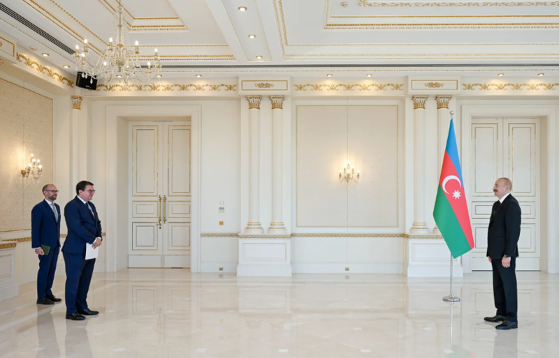 İlham Əliyev Avstriyanın Azərbaycana yeni təyin olunmuş səfirini qəbul edib - Foto