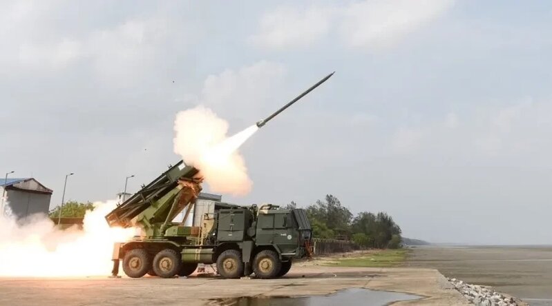 İrəvan və Yeni Dehli Pinaka Mk-II raketlərinin istehsalını müzakirə edirlər