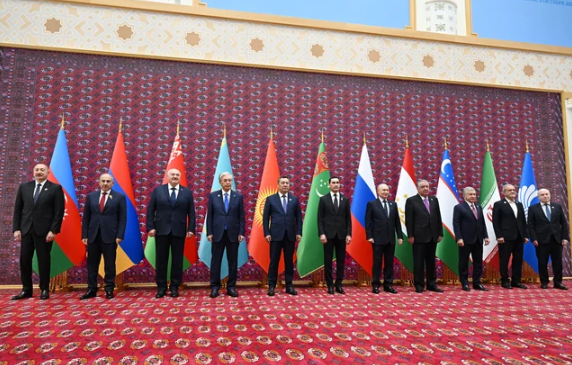 İlham Əliyev MDB Dövlət Başçıları Şurasının iclasının keçiriləcəyi məkana gedib - Foto