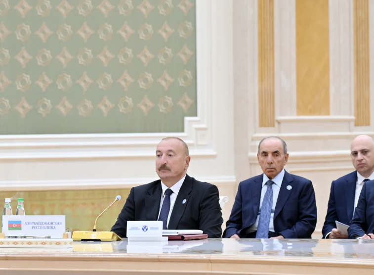 Türkmənbaşı şəhərində MDB Dövlət Başçıları Şurasının geniş tərkibdə iclası keçirilib - Foto