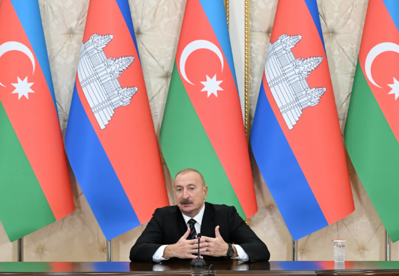 Prezident İlham Əliyev və Kambocanın Baş naziri mətbuata bəyanatlarla çıxış ediblər - Foto