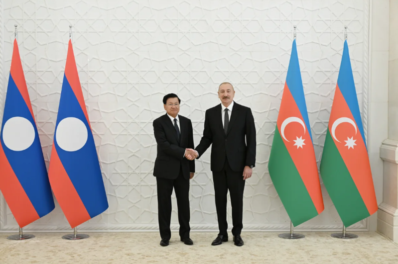 Laos Prezidentinin Bakıda rəsmi qarşılanma mərasimi olub - Foto