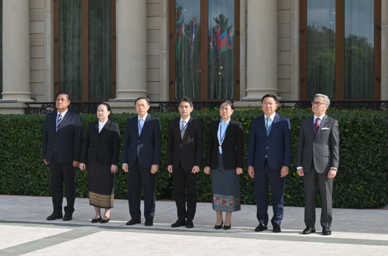 Laos Prezidentinin Bakıda rəsmi qarşılanma mərasimi olub - Foto