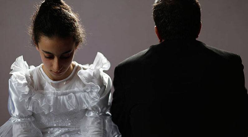 Uşaqlığı əlindən alınan qızlar: İran, Əfqanıstan və ərəb ölkələrində erkən nikahın acı reallığı