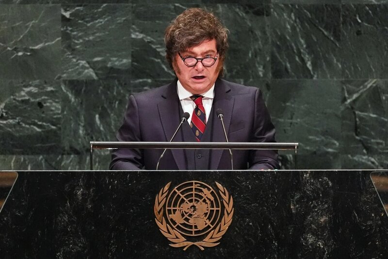 Argentina məhkəməsi prezidentə qarşı kriptovalyuta qalmaqalı ilə bağlı işi rədd etdi