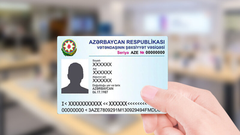 Yeni şəxsiyyət vəsiqələri gəlir: Köhnələr qüvvədən düşəcəkmi?
