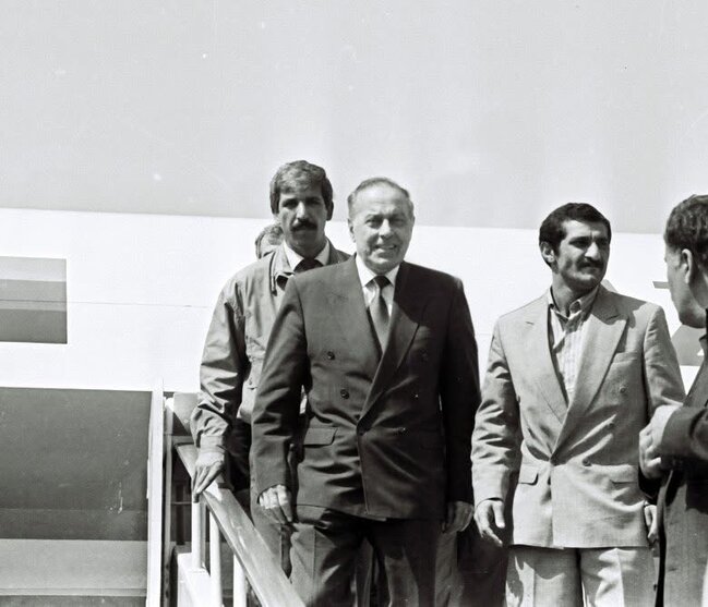 Heydər Əliyevin Azərbaycan dövlətinin və xalqının xilası missiyası