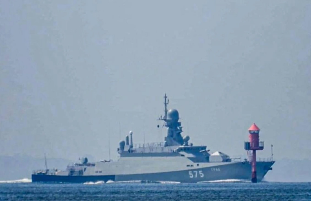 Xəzər dənizinə üzən Rusiya raket gəmisi məhv edildi