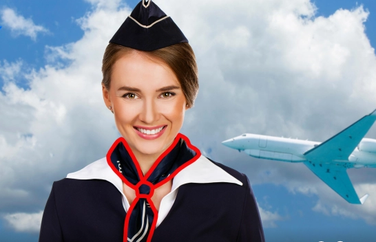 Niyə stüardessalar boyunlarına yaylıq bağlayırlar? - AĞLINIZA GƏLMƏZ