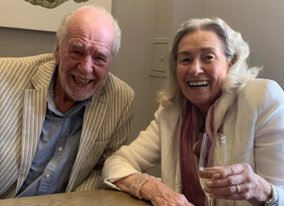 80 yaşdan sonra EŞQ: Marketdə toqquşub, 3 ay sonra nişanlandılar - FOTO