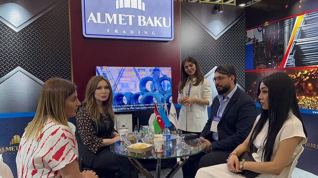 "Baku Crystal Hall"da "Heydər Əliyev və Azərbaycan sahibkarlığı" mövzusunda yerli şirkətlərin sərgisi öz işinə başlayıb