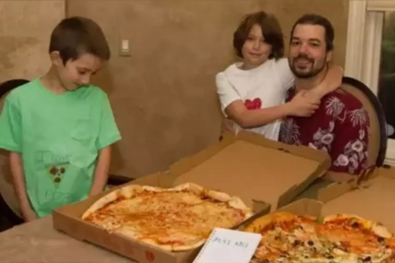 2 pizzaya 1 milyon dollar ödədi - FOTO