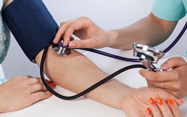 Yeniyetmələrdə yüksək qan təzyiqi yaranmasının SƏBƏBLƏRİ