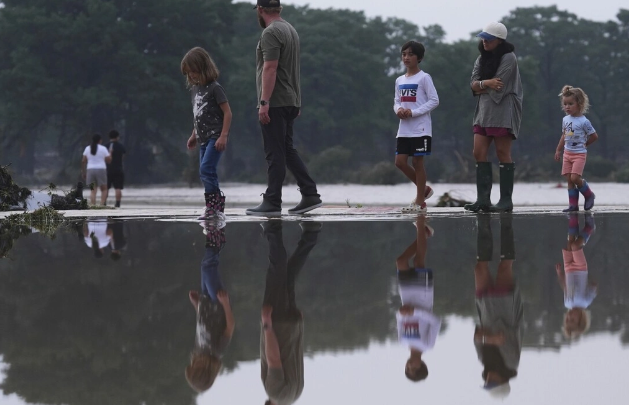 Texasda azı 120 nəfərin həyatına son qoyan daşqınlar özü ilə daha bir ölümcül fəlakət gətirib