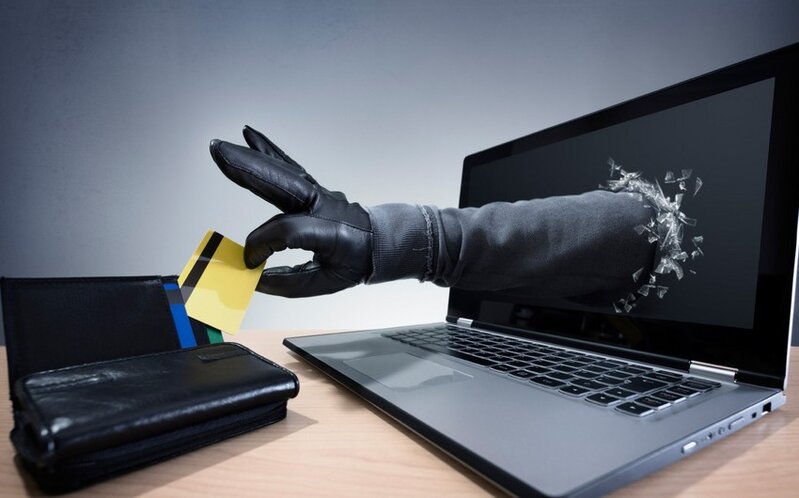 Kartdan oğurlanan pulların məsuliyyətini kimlər daşıyır? - AÇIQLAMA