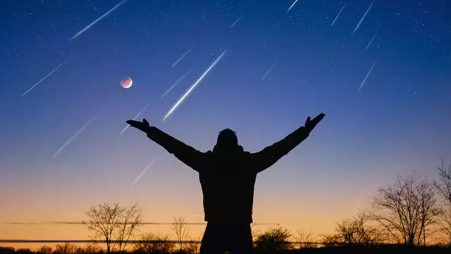 Oktyabr gecələri işıqlanacaq: Səma iki fərqli möcüzəyə ev sahibliyi edəcək