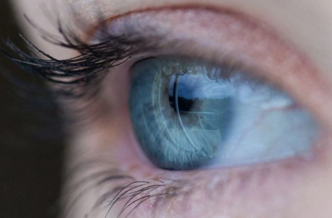 Əşyalarda "insan üzü" görməyimizin səbəbi açıqlandı