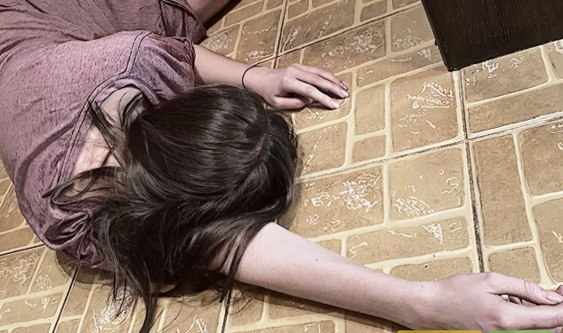 3 uşaq anası qonaq gəldiyi evdə FACİƏVİ ŞƏKİLDƏ ÖLDÜ