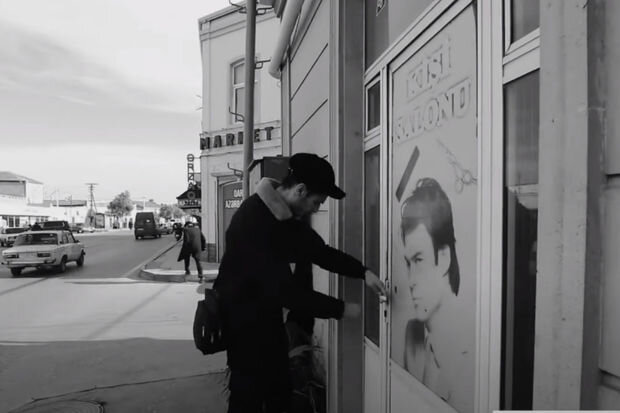 "Sənin ananı tanıyıram" deyən şəxsi öldürdü - VİDEO