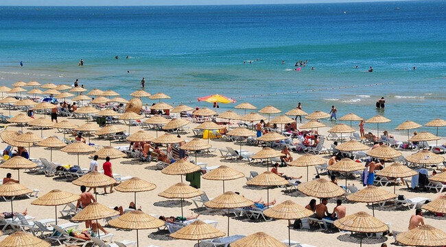 Dənizdə istirahət edərkən diqqətli olun: İnfeksiya xəbərdarlığı