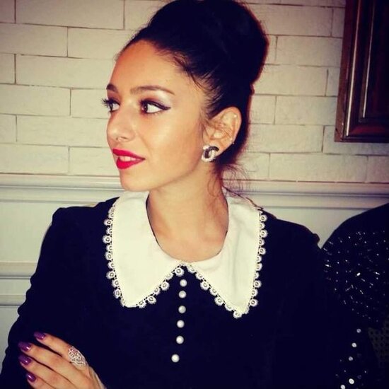 İntihar edən qız polkovnikin nəvəsidir: Bloqqer imiş- FOTO