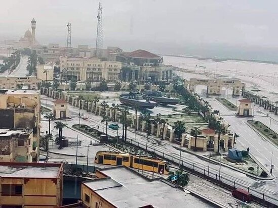 Misirin İsgəndəriyyə şəhərinə qar yağıb - FOTO