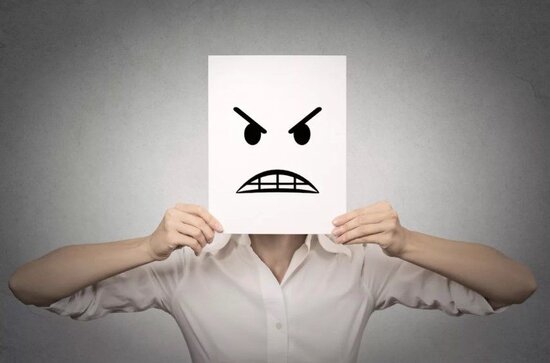 Qarğış və lənət insanın DNT-ni dəyişir - Radiasiya kimi dağıdıcı təsir edir