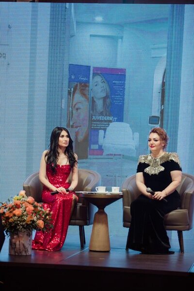 Məşhurların iştirakı ilə ilin ilk "Azerbaijan Best Awards" mükafatlandırma layihəsi baş tutdu - FOTO