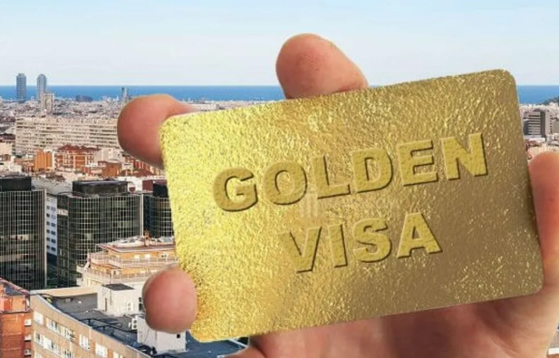 ABŞ bir gündə min "qızıl viza" satıb