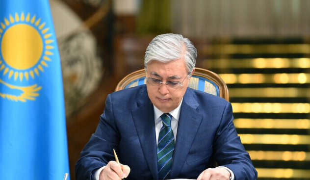 Qazaxıstan ordusunda ciddi kadr dəyişikliyi baş verdi