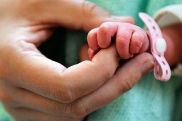 Azərbaycanda körpələr arasında ölüm hallarının sayı artıb (VİDEO)