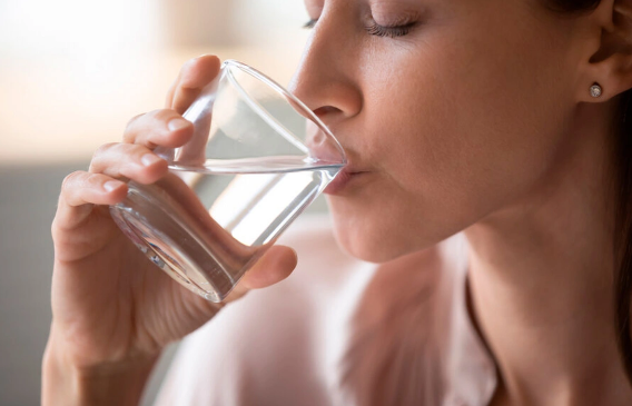 Yaponlar arıqlamaq üçün xüsusi su istehsal ediblər