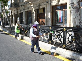 Bu gün Bakının 545 küçəsi yuyulub