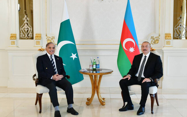 Şahbaz Şərif Prezidenti təbrik etdi