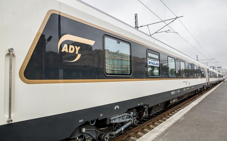 Azərbaycanda dəmir yolu nəqliyyatı ilə sərnişindaşıma təqribən 42 % artıb